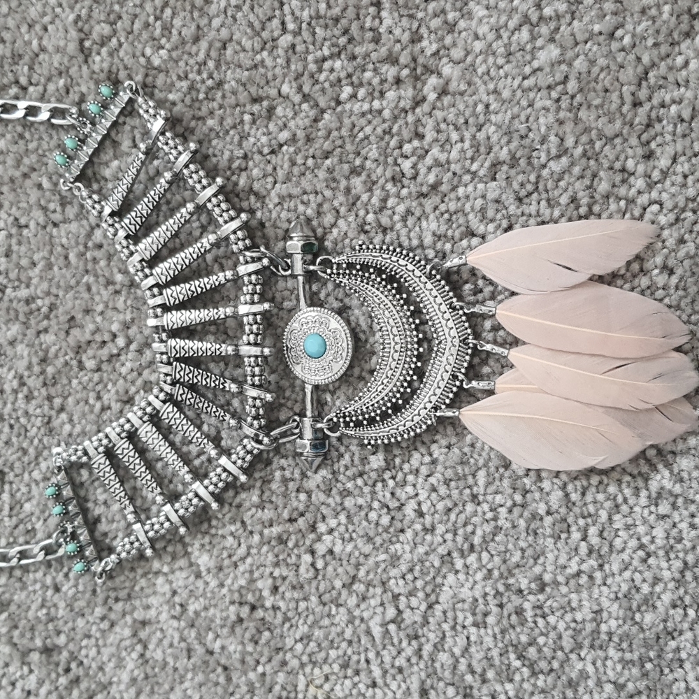 Necklace - Picture 2 of 4